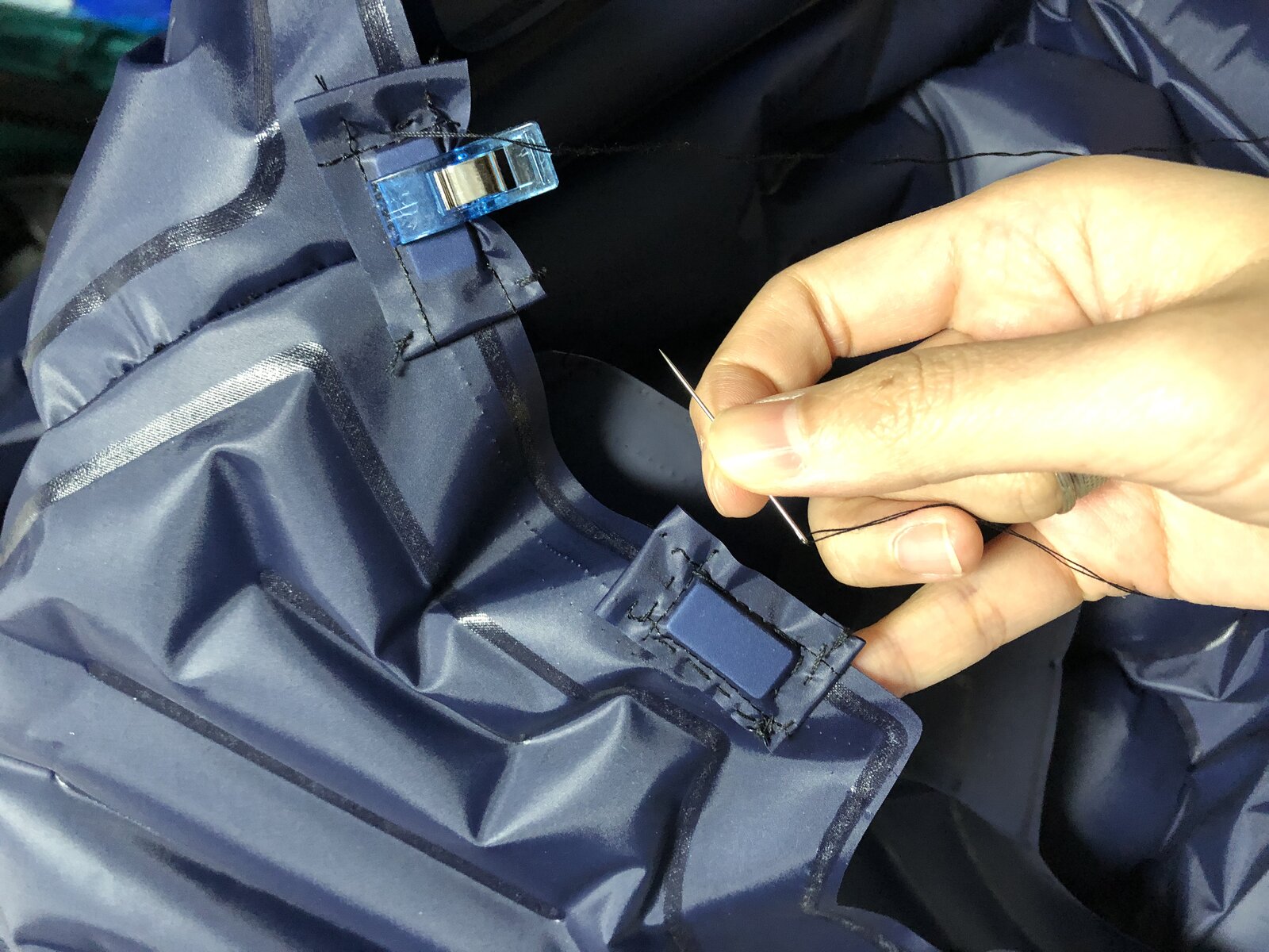 Hand-sewing inflatable fabric